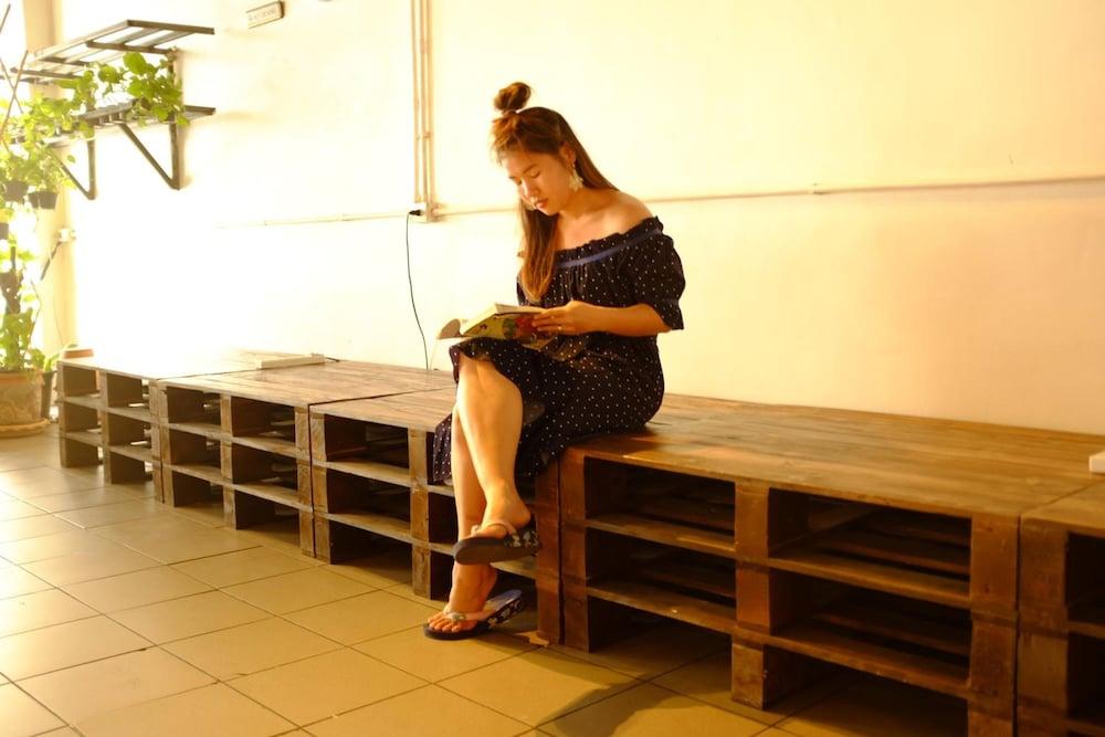 The Mixx Hostel Bangkok Exterior foto